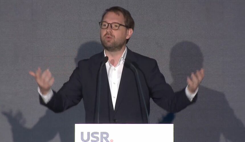 fritz usr dupa caderea lui bolojan nu vom negocia un alt guvern cu psd suntem multi care suntem scarbiti si furiosi dar nu avem voie sa fim nehotarati 69f9dc3687b10