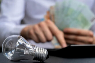 hidroelectrica transmite un avertisment pentru clienti ce trebuie sa faca pana pe 26 mai toti abonatii pentru evitarea facturilor estimate 6a145a9a3c3d2