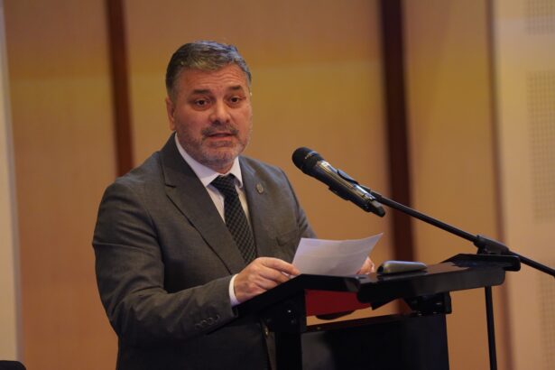 negoi usr despre legea pe transparenta ong urilor inseamna controale sanctiuni si presiune la asociatiile incomode ce vor aurpsd nu e transparenta e intimidare politica 6a14644807e15