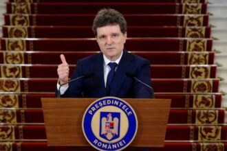 nicusor dan convoaca partidele la consultari invit la calm trecem si peste asta exclud scenariul alegerilor anticipate video 69fa14a8d6568