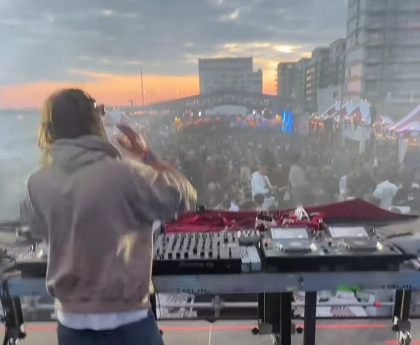 omd mamaia minivacanta de 1 mai conefac81rma statutul statiunii de capitala a distractiei de pe litoral este locul unde incepe vara in romania 69f9f8b590a41