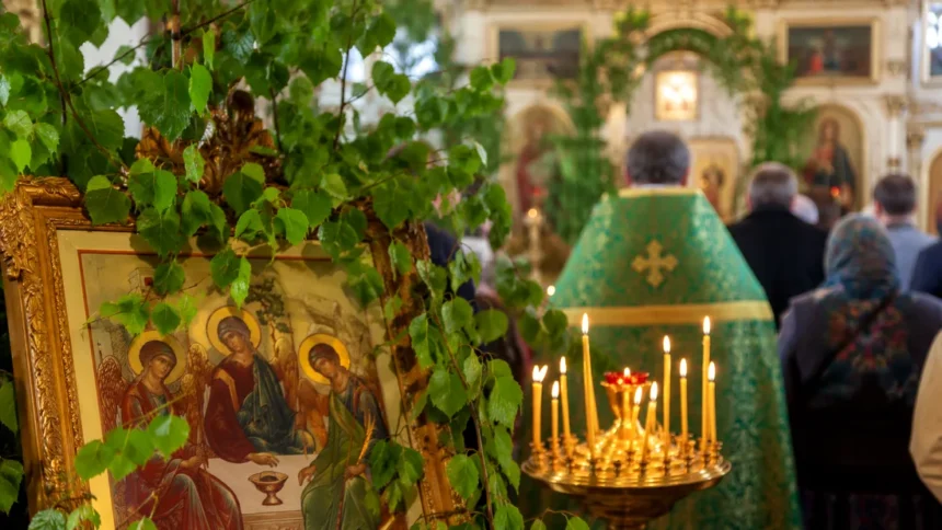 pogorarea sfantului duh asupra apostolilor rusaliile una dintre cele mai importante sarbatori crestine 6a1be62dc3592