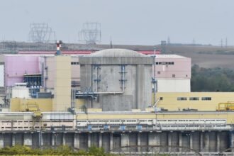 reactorul 2 al centralei de la cernavoda repornit dupa aproape o luna defectiune la un izolator al transformatorului de evacuare a puterii 6a1c025c6ab49