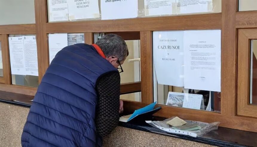 scad pensiile cu 240 lei pentru acesti pensionari din romania de la 1 ianuarie 2027 anuntul facut de mugur isarescu 6a12a6aa436b1