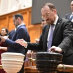 senatorul sava despre caderea lui bolojan motiunea nu a fost doar o sanctiune politica ci vocea romanilor un strigat clar impotriva masurilor care i au saracit 69fb49a338ca3