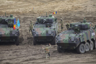 transportoarele blindate piranha 5 produse in romania si de referinta in europa respinse in programul safe banii se duc la nemtii de la rheinmetall 6a1adac129fe1