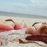 turistii impartiti pe litoral in doua tabere cei care cauta cluburi si statiuni aglomerate si cei care vor plaje linistite exista petreceri uimitoare dar doar vinerea si sambata 6a0c84955c143