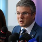 usr istul darau economie foloseste spp ul si deconteaza si banii de transport ca parlamentar nu folosesc paza 100 din timp 6a09c9f5e2b89