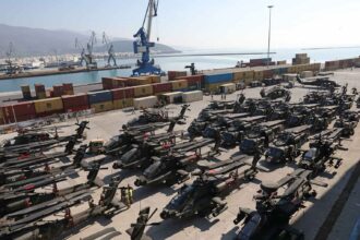 atlantic resolve americanii isi muta elicopterele militare din grecia in romania 6a1e7fd8e9298