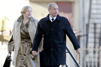 dezvaluiri controversate despre mariajul lui vladimir putin ce ar fi spus fosta sotie la scurt timp dupa nunta 6a2012a6e603d