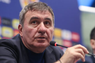 lotul romaniei pentru meciul cu georgia gheorghe hagi a ales 23 de tricolori pentru partida de la tbilisi cine ramane la bucuresti 6a1d2e9856004